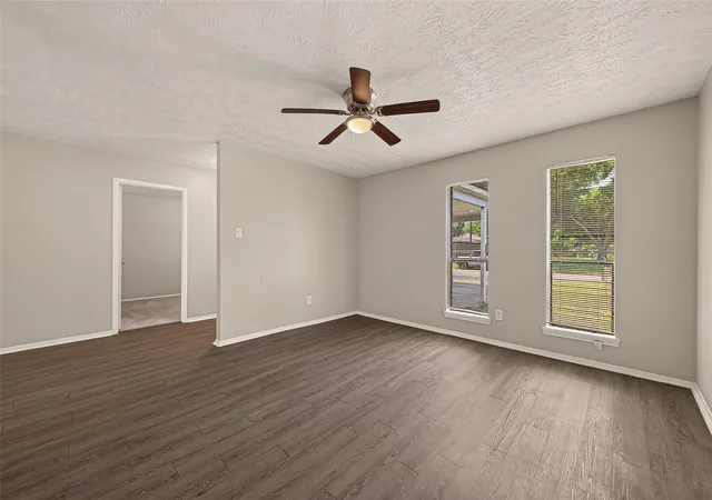 Photo 3 of Sale Pending at 4608 W Jasmine St, Pearland, TX 77581 | MLS# 88744251 | Listing updated on 2026-09-03