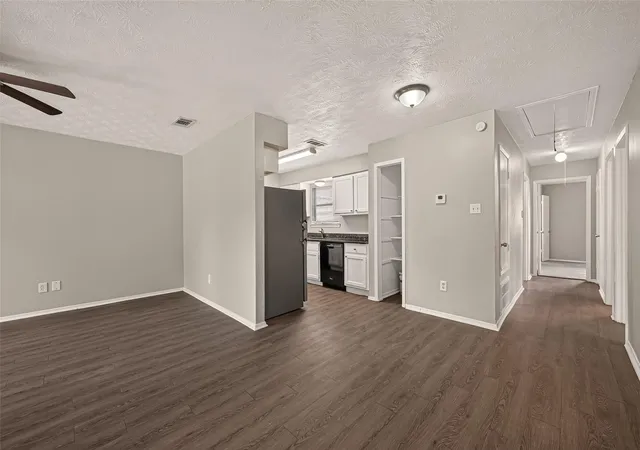 Photo 3 of Sale Pending at 4608 W Jasmine St, Pearland, TX 77581 | MLS# 88744251 | Listing updated on 2026-09-03