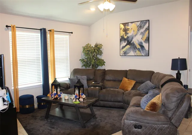 Photo 3 of Single family home for sale at 1970 Taggart Trl, Bryan, TX 77807 | MLS# 46875207 | Listing updated on 2026-08-13
