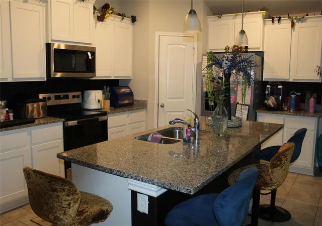 Photo 4 of Single family home for sale at 1970 Taggart Trl, Bryan, TX 77807 | MLS# 46875207 | Listing updated on 2026-08-13