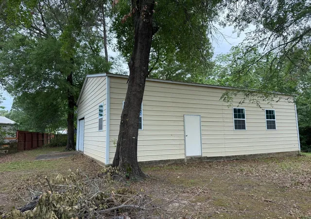 3rd image of 200 Lagoon Dr, Pointblank, TX 77364 | MLS# 9414048