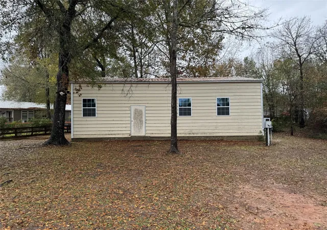 5th image of 200 Lagoon Dr, Pointblank, TX 77364 | MLS# 9414048