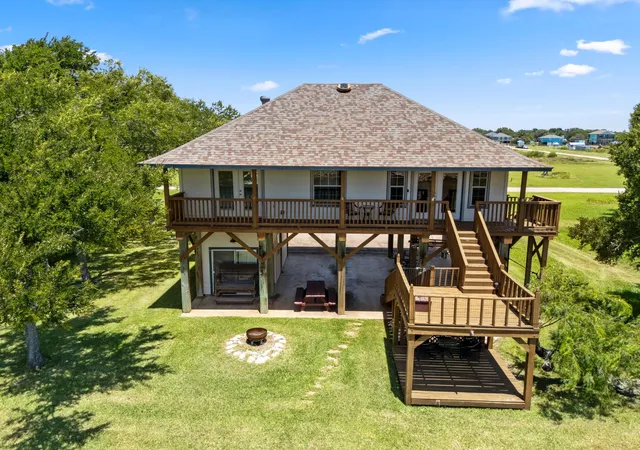 Homes for sale in Sargent, TX | 2777 Cr 291 Red Bend Road, Sargent, TX 77414 | MLS# 11776380