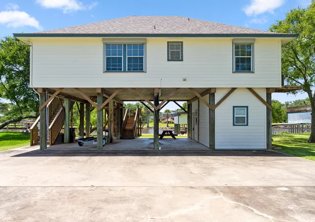 4th image of 2777 Cr 291 Red Bend Road, Sargent, TX 77414 | MLS# 11776380