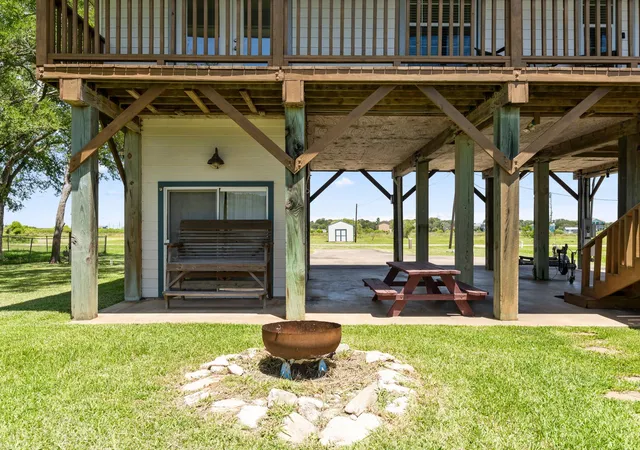 5th image of 2777 Cr 291 Red Bend Road, Sargent, TX 77414 | MLS# 11776380