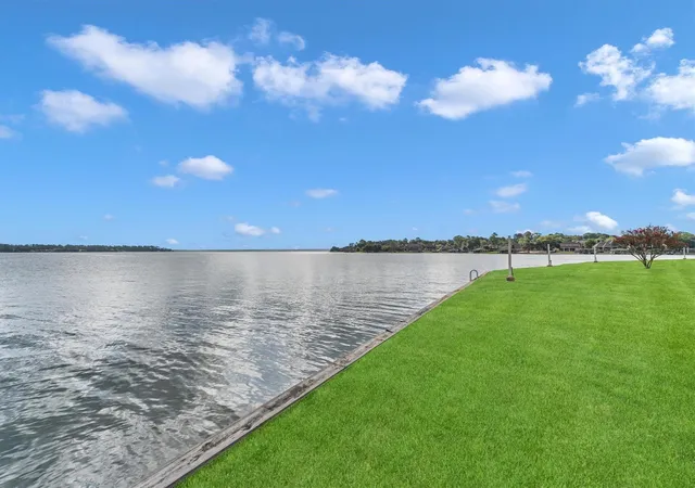 2nd image of 146 April Point Dr S, Montgomery, TX 77356 | MLS# 13682568
