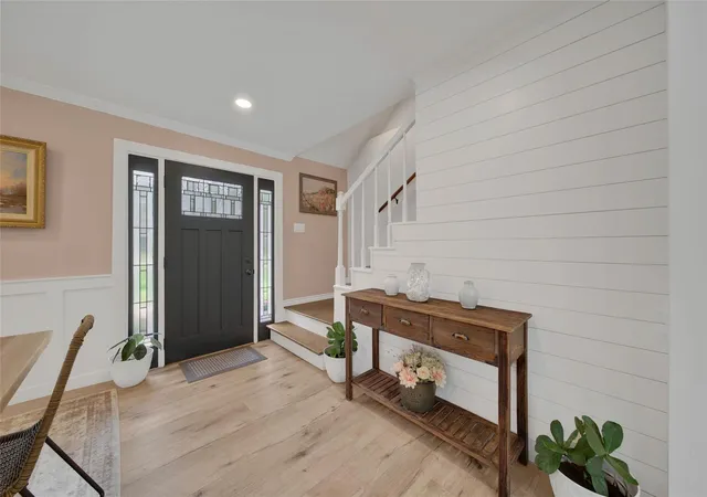 Photo 2 of Single family home for sale at 6223 Glenhill Dr, Spring, TX 77389 | MLS# 50148963 | Listing updated on 2026-09-15