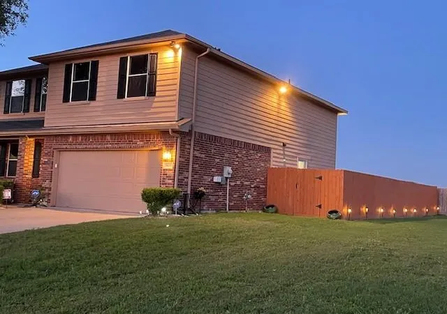 Photo 2 of Single family home for sale at 4611 Monarch Blue Ln, Fresno, TX 77545 | MLS# 66968787 | Listing updated on 2026-10-02