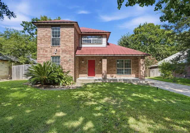 1st image of 2527 S San Antonio St, Pearland, TX 77581 | MLS# 3360744