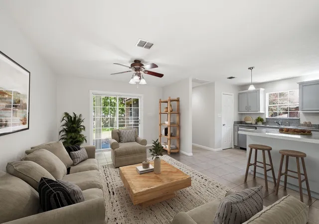 2nd image of 2527 S San Antonio St, Pearland, TX 77581 | MLS# 3360744