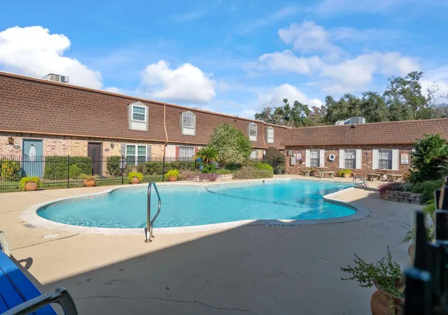 2nd image of 9303 Hammerly Blvd, Houston, TX 77080