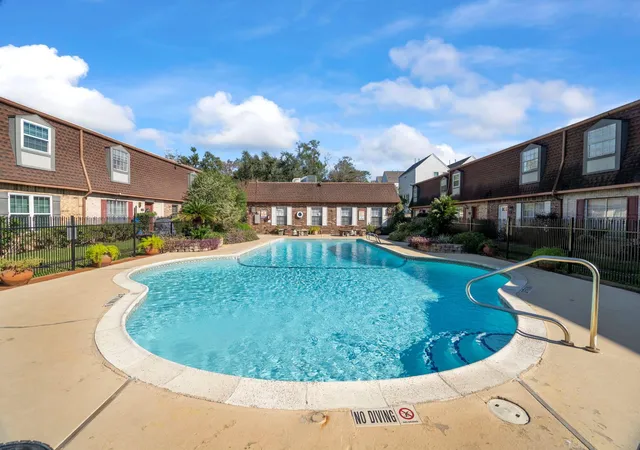 5th image of 9303 Hammerly Blvd, Houston, TX 77080