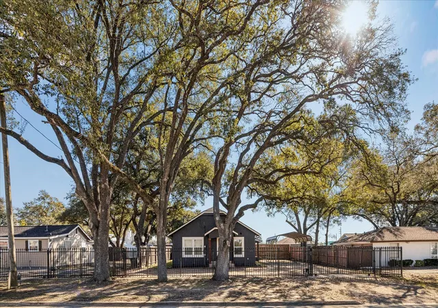 5th image of 5235 E 5Th St, Katy, TX 77493 | MLS# 69716949