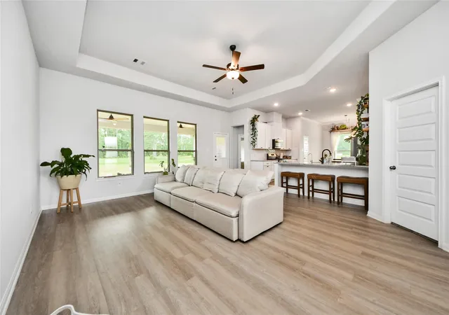 5th image of 160 Barton Pl Dr, Cleveland, TX 77327 | MLS# 54272745