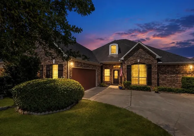 Photo 1 of Single family home for sale at 2004 Brabner Way, Conroe, TX 77301 | MLS# 70584650 | Listing updated on 2026-09-15