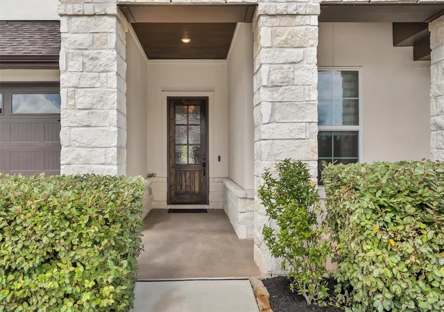 Photo 2 of Single family home for sale at 10061 Lehman Dr, Willis, TX 77318 | MLS# 79331500 | Listing updated on 2026-09-12