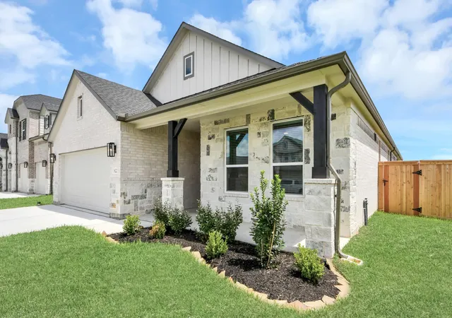 Photo 2 of Single family home for sale at 6223 Vista View Ln, Richmond, TX 77469 | MLS# 43854401 | Listing updated on 2026-09-10