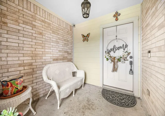 Photo 3 of Single family home for sale at 6527 Harcourt Brg Dr, Houston, TX 77084 | MLS# 28094589 | Listing updated on 2026-09-19