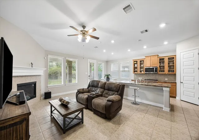 Photo 3 of Single family home for sale at 714 Fresh Sage Xing, Richmond, TX 77406 | MLS# 15048980 | Listing updated on 2026-09-07