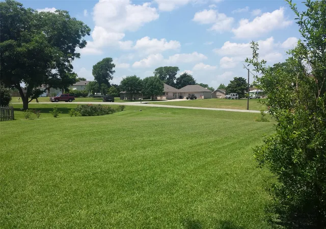 1st image of 10938 Seibel Ln, Montgomery, TX 77356 | MLS# 67032761