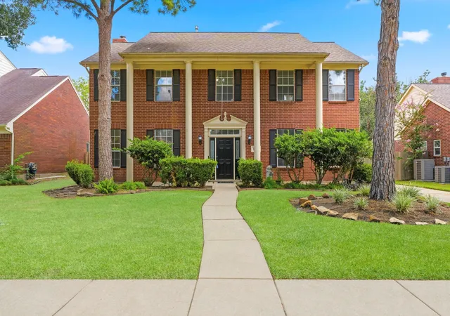 Photo 1 of Sale Pending at 17518 Rustling Aspen Ln, Houston, TX 77095 | MLS# 92400494 | Listing updated on 2026-09-07