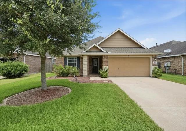 1st image of 1202 Quarterhorse Dr, Alvin, TX 77511 | MLS# 90143077