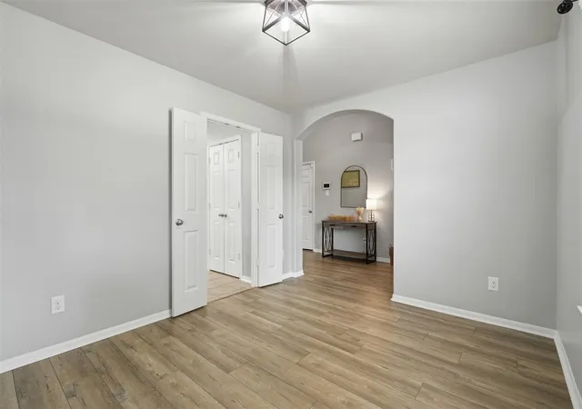5th image of 1202 Quarterhorse Dr, Alvin, TX 77511 | MLS# 90143077