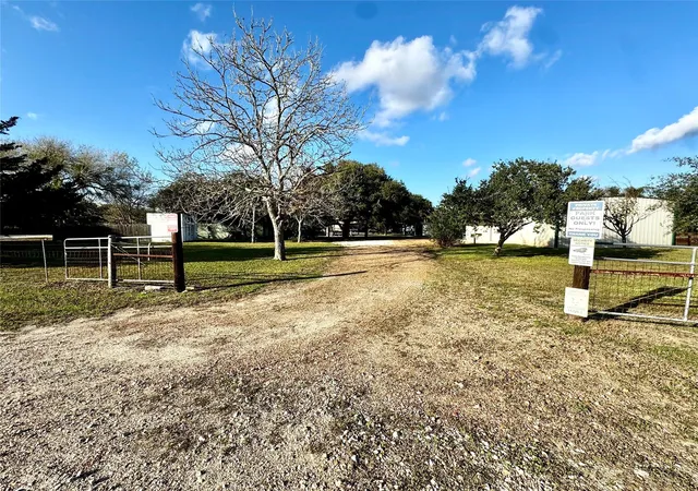 5th image of 2165 County Road 457, La Ward, TX 77970 | MLS# 68872904