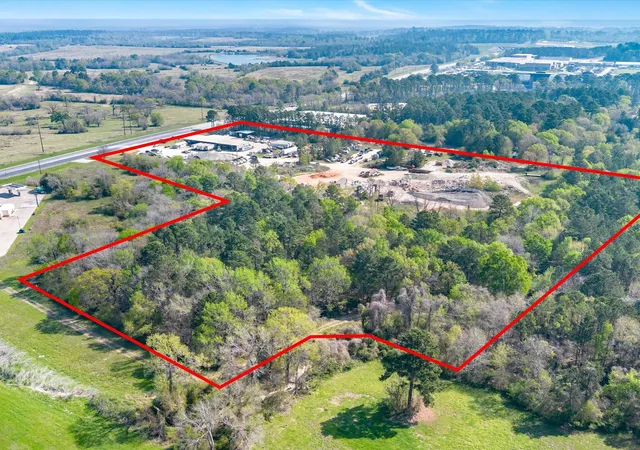 Photo 4 of Land for sale at 223 Fm 2821 Rd E, Huntsville, TX 77320 | MLS# 25407382 | Listing updated on 2026-03-27
