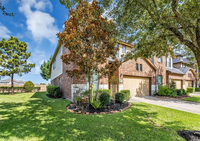 2nd image of 17809 Arapaho Hill Ln, Humble, TX 77346 | MLS# 93800610