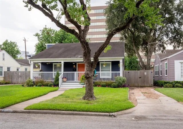 4th image of 2209 Portsmouth St, Houston, TX 77098 | MLS# 16638753