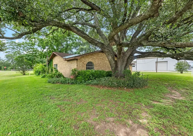 4th image of 3310 2Nd St, Pattison, TX 77466 | MLS# 74828217