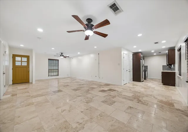 Photo 2 of Single family home for sale at 9242 Blankenship Dr, Houston, TX 77080 | MLS# 96672136 | Listing updated on 2026-07-09