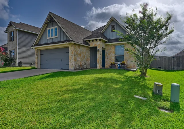 Homes for sale in Brenham, TX | 1005 Rootstock Rd, Brenham, TX 77833 | MLS# 13521646