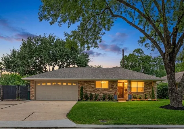Homes for sale in Houston, TX | 1803 Millwood Dr, Houston, TX 77008 | MLS# 19717432