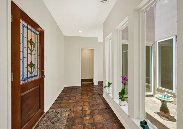 Photo 4 of Sale Pending at 8210 Letica Dr, Houston, TX 77040 | MLS# 90517625 | Listing updated on 2026-09-05