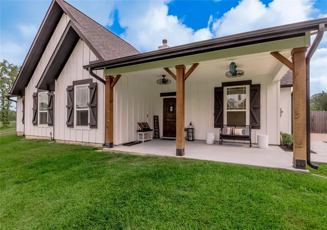 Homes for sale in Groveton, TX | 185 Dogwood Hill Trl, Groveton, TX 75845 | MLS# 48465708