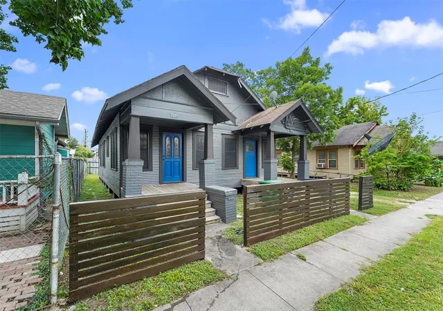 Photo 1 of Multi family home for sale at 7006 Sherman St, Houston, TX 77011 | MLS# 66334387 | Listing updated on 2026-08-25