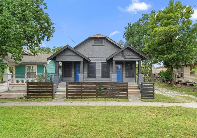 Photo 2 of Multi family home for sale at 7006 Sherman St, Houston, TX 77011 | MLS# 66334387 | Listing updated on 2026-08-25