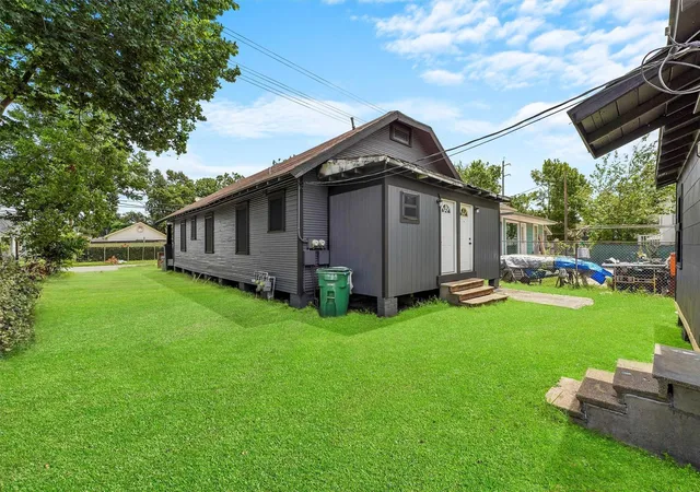 Photo 3 of Multi family home for sale at 7006 Sherman St, Houston, TX 77011 | MLS# 66334387 | Listing updated on 2026-08-25