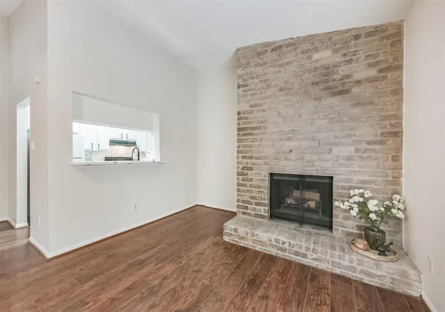 1st image of 2001 Bering Dr #4D, Houston, TX 77057 | MLS# 2947879