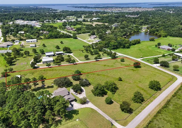 Photo 1 of Land for sale at 0 Thompson Rd, Willis, TX 77318 | MLS# 25582507 | Listing updated on 2026-07-02