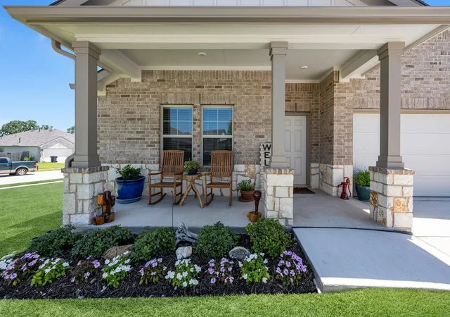 Homes for sale in Brenham, TX | 1718 Robinson Dr, Brenham, TX 77833 | MLS# 3874543