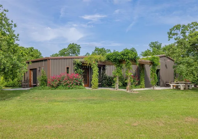 Photo 1 of Sale Pending at 8417 Green Leaf Ln, Brookshire, TX 77423 | MLS# 3941648 | Listing updated on 2026-09-16