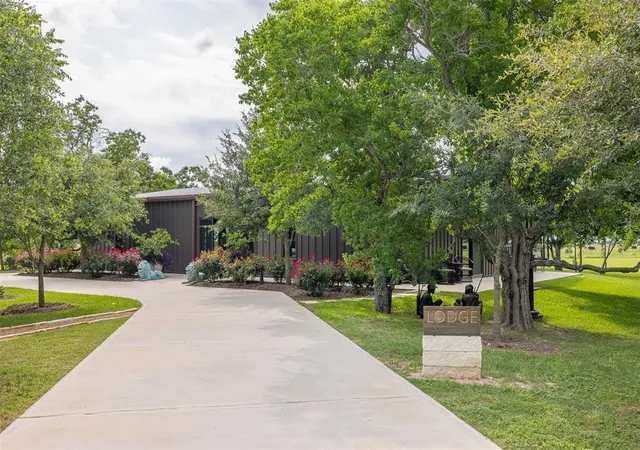 Photo 2 of Sale Pending at 8417 Green Leaf Ln, Brookshire, TX 77423 | MLS# 3941648 | Listing updated on 2026-09-16