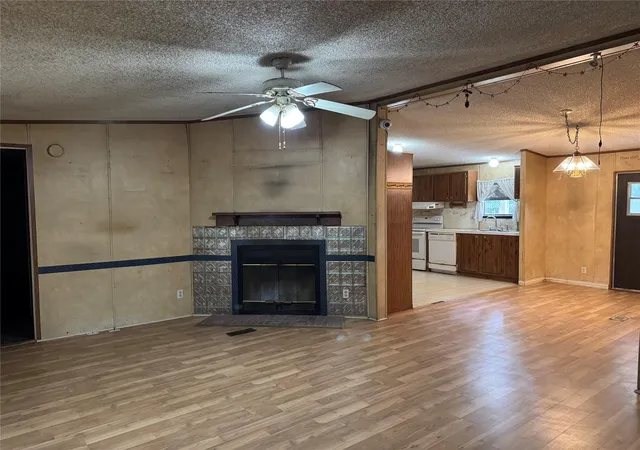Photo 3 of Single family home for sale at 31 County Rd 3794a, Cleveland, TX 77328 | MLS# 74091307 | Listing updated on 2026-07-27