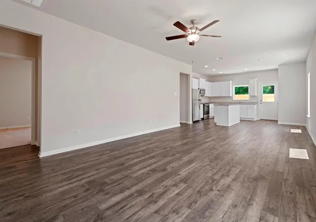 5th image of 8207 Vanilla Orchid Dr, Houston, TX 77016 | MLS# 90533916