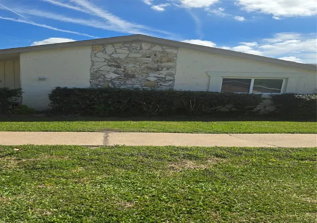 Photo 2 of Townhouse for sale at 13145 High Star Dr, Houston, TX 77072 | MLS# 38471180 | Listing updated on 2026-04-29