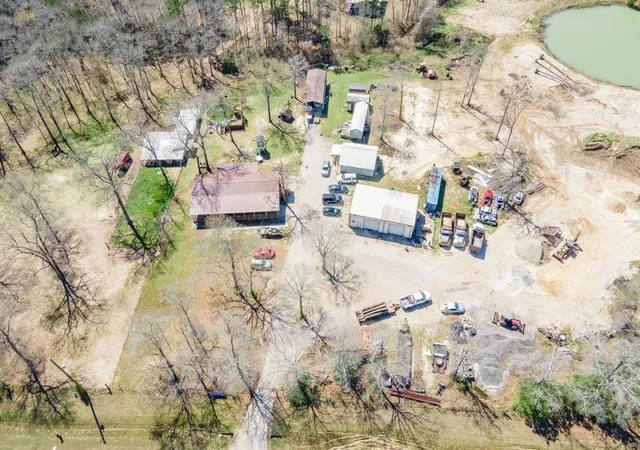 Photo 3 of Single family home for sale at 27811 Fm 2100 Rd, Huffman, TX 77336 | MLS# 62863672 | Listing updated on 2026-09-09