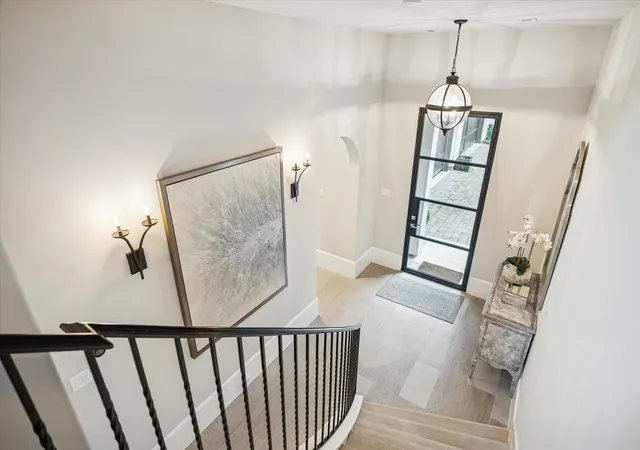 4th image of 2411 Rosamond St #A, Houston, TX 77098 | MLS# 75134572